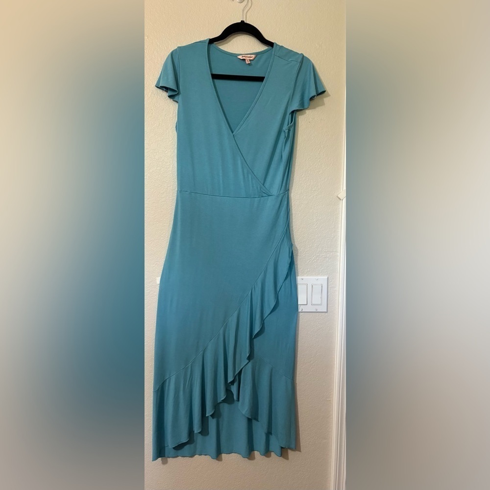 Turquoise Juicy Couture Asymmetrical Ruffle Midi Dress. V neck with snap closure